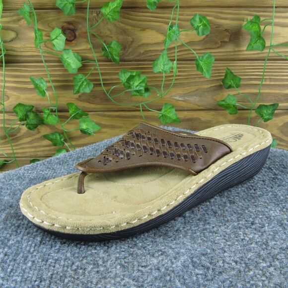 Cliffs by White Mountain Women's Flip Flop Brown Synthetic Size 9.5M‎ Used 2025 - Picture 1 of 6